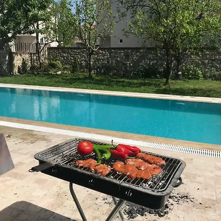 Sehzade Villas, * Sapanca